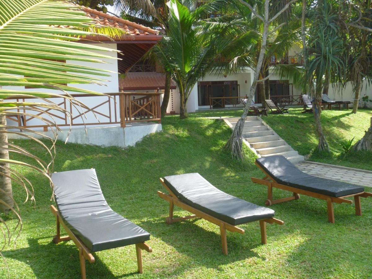 Aussie Swiss Weligama Hotel Exterior photo