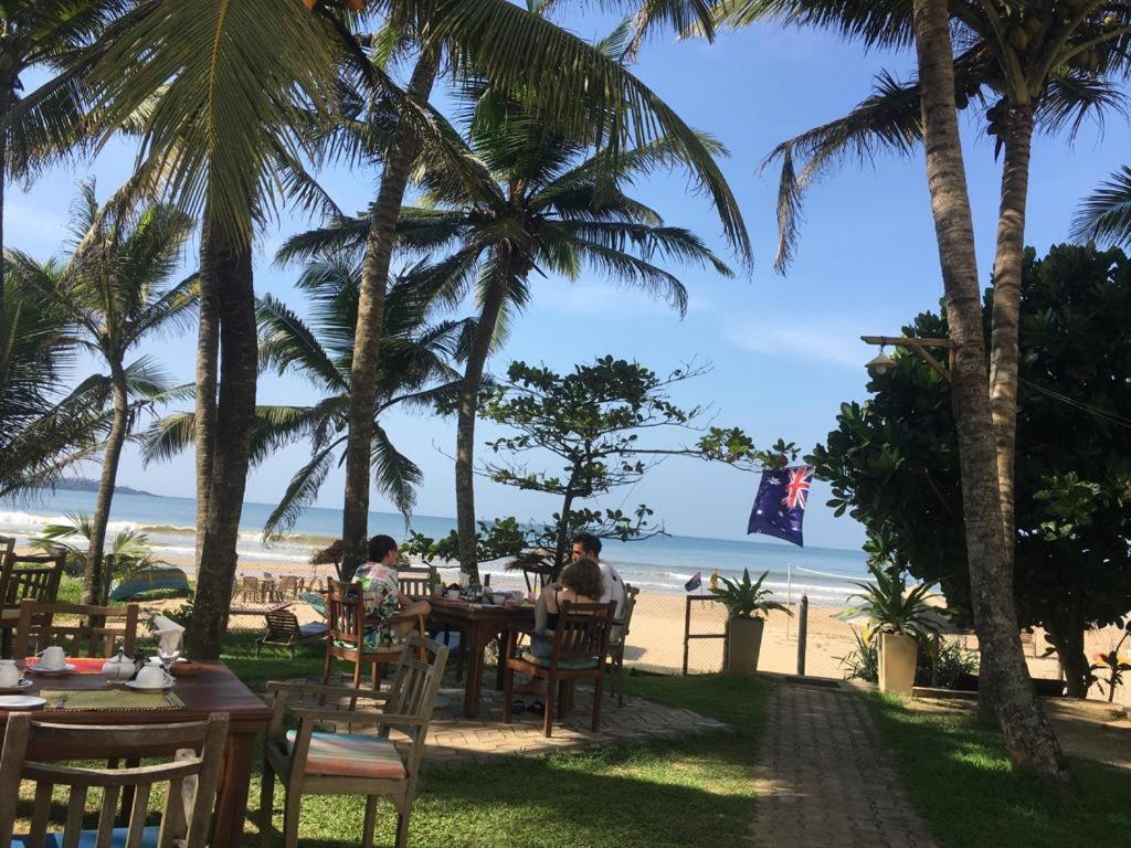 Aussie Swiss Weligama Hotel Exterior photo